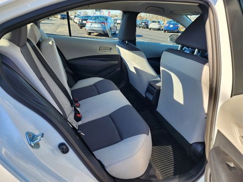 Used 2023 Toyota Corolla LE image 14