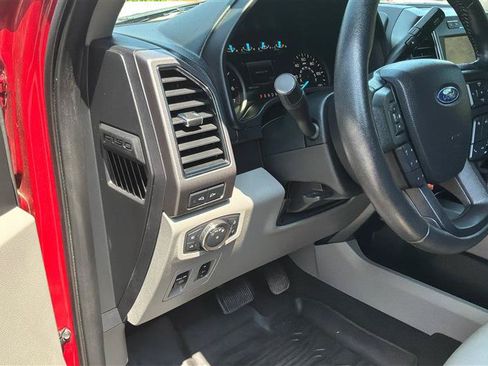 Used 2020 Ford F150 XLT w/ Equipment Group 302A Luxury AWD/4WD image 18