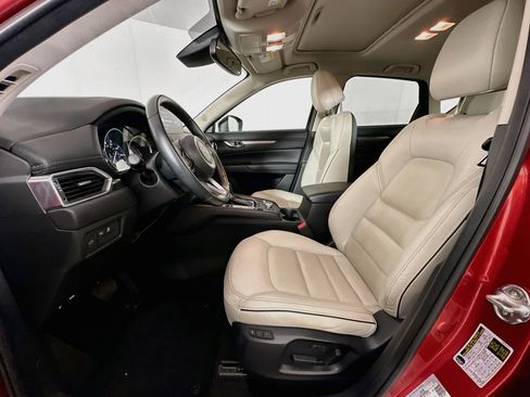 Used 2025 MAZDA CX-5 AWD 2.5 S w/ Preferred Package image 13