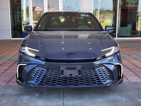 Used 2025 Toyota Camry XSE image 25