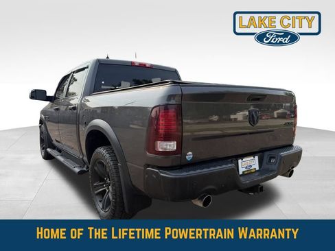 Used 2022 RAM 1500 Warlock AWD/4WD image 3