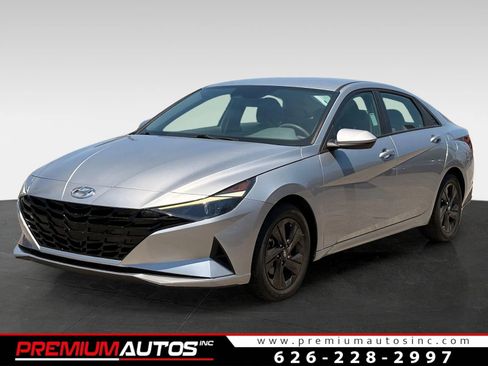 Used 2021 Hyundai Elantra SEL FWD image 1