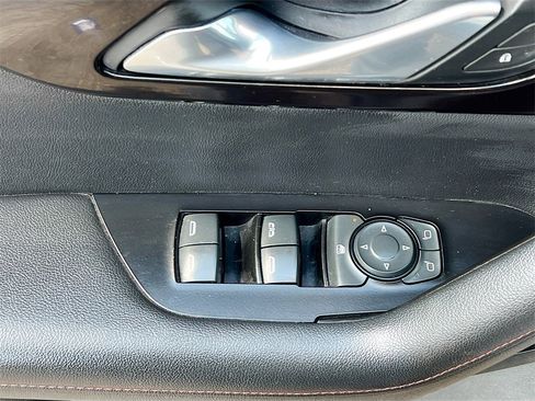 Used 2019 Chevrolet Blazer RS image 18