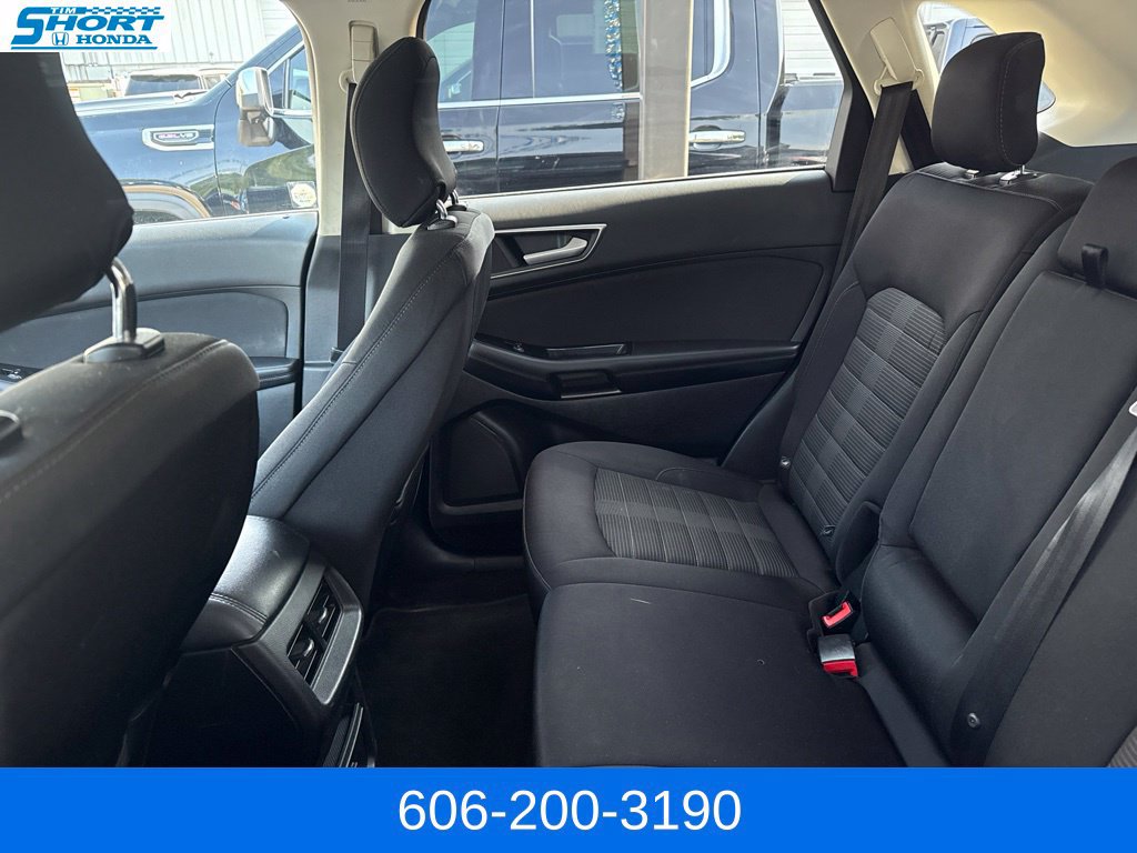 Used 2016 Ford Edge SEL AWD/4WD image 13