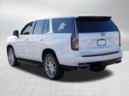 Certified 2023 Cadillac Escalade Premium Luxury image 5