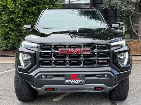 Used 2024 GMC Canyon AT4 w/ AT4 Premium Package AWD/4WD image 3
