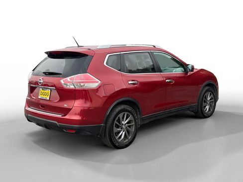 Used 2016 Nissan Rogue SL w/ SL Premium Package image 5