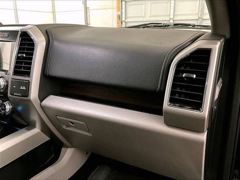 Used 2017 Ford F150 Lariat w/ Equipment Group 502A Luxury AWD/4WD image 16