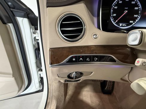 Used 2016 Mercedes-Benz S 550 4MATIC Sedan image 25