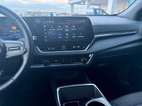 Used 2025 Chevrolet Equinox LT image 20