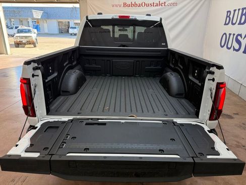 New 2025 Ford F150 Lariat w/ Equipment Group 502A High image 24