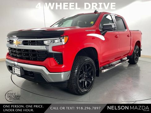 Used 2022 Chevrolet Silverado 1500 LT image 1