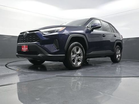 Used 2025 Toyota RAV4 XLE AWD/4WD image 33