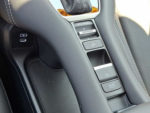 Used 2026 Honda HR-V EX-L image 23