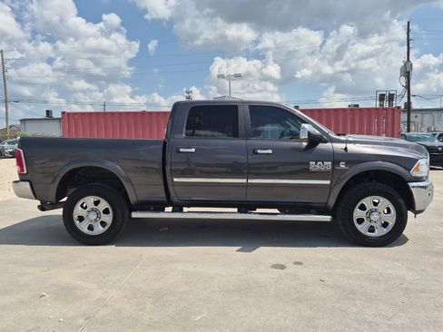 Used 2018 RAM 2500 Laramie AWD/4WD image 7