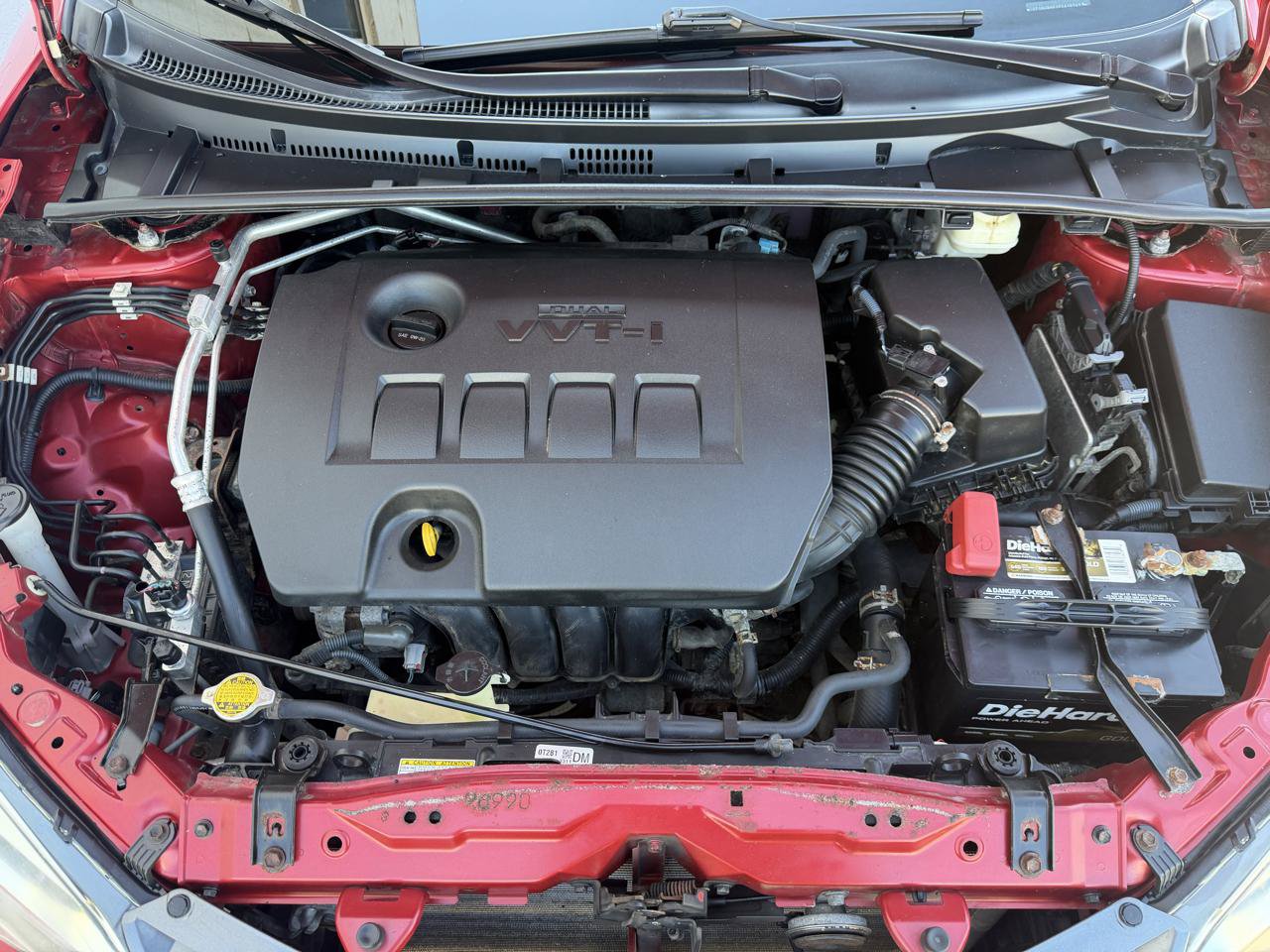 Used 2015 Toyota Corolla LE FWD image 16
