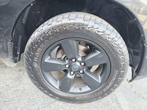 Used 2018 RAM 1500 Big Horn AWD/4WD image 18