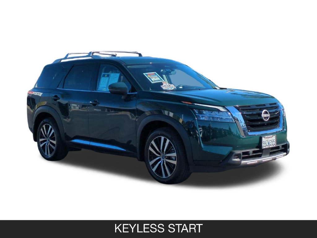 Certified 2023 Nissan Pathfinder Platinum FWD image 2