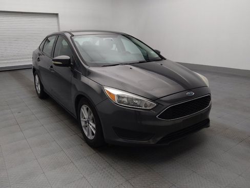 Used 2016 Ford Focus SE FWD image 13