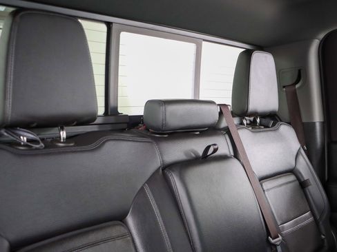 Used 2023 GMC Sierra 2500 Denali w/ Denali Black Diamond Edition image 31