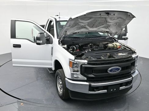 Used 2022 Ford F250 XL w/ Power Equipment Group image 45