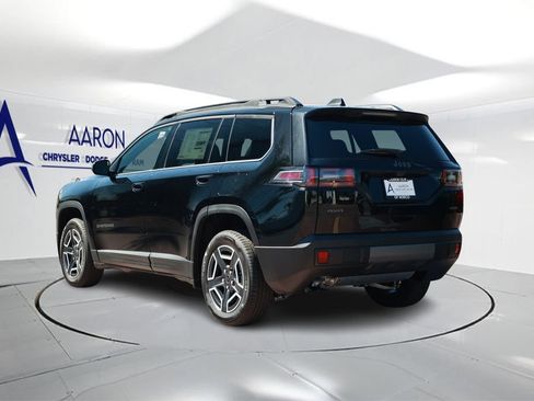 New 2026 Jeep Cherokee Laredo AWD/4WD image 2