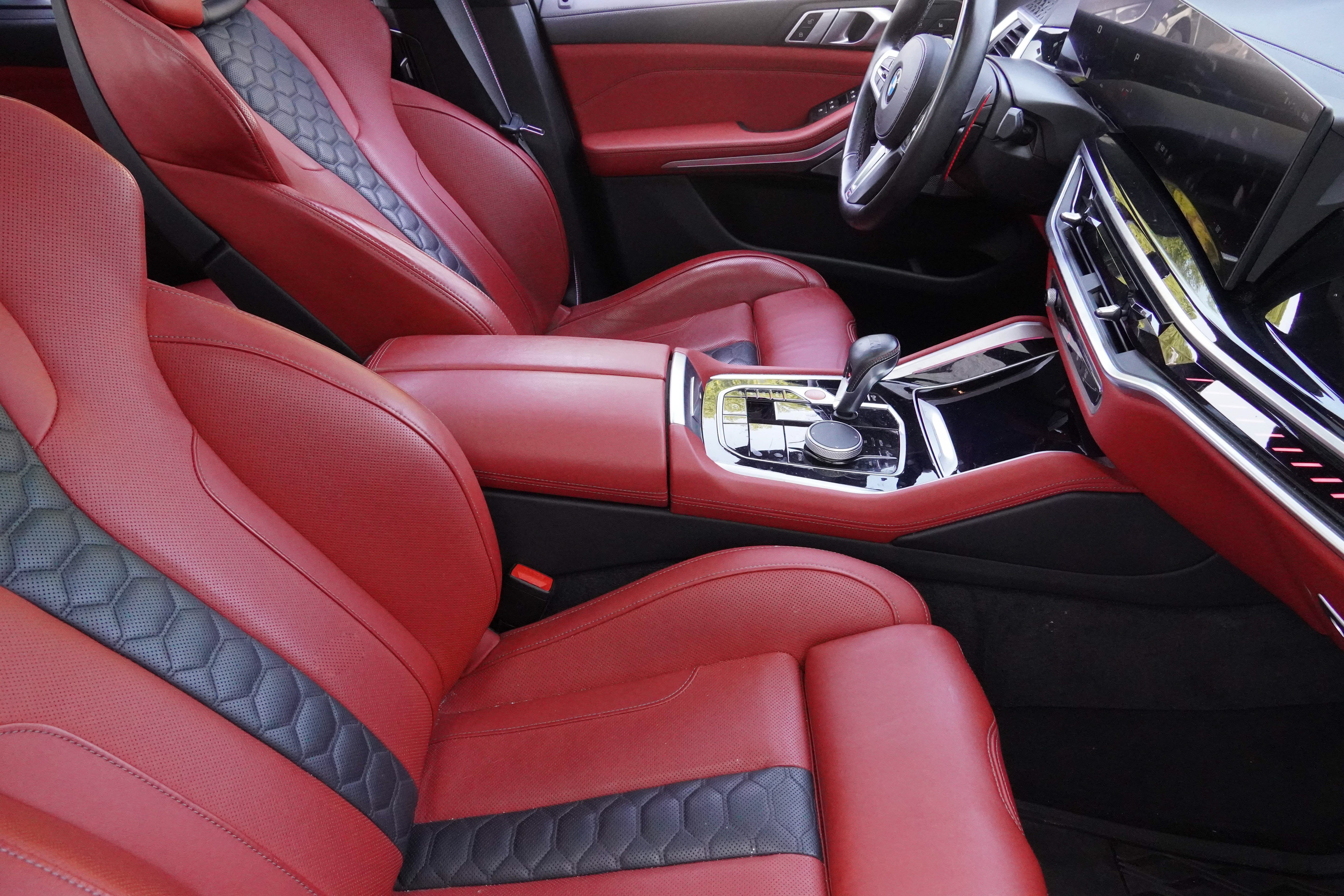 Used 2024 BMW X5 M Competition w/ Executive Package AWD/4WD image 12