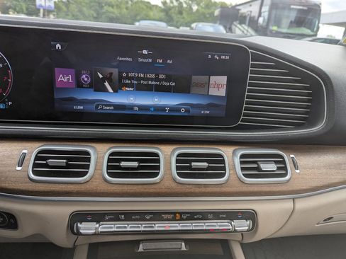 Used 2024 Mercedes-Benz GLE 450 4MATIC image 21