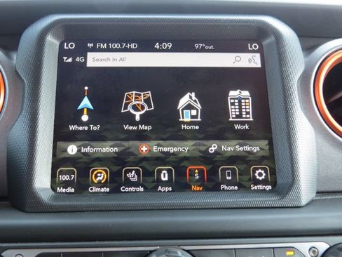 Used 2021 Jeep Gladiator Mojave AWD/4WD image 22