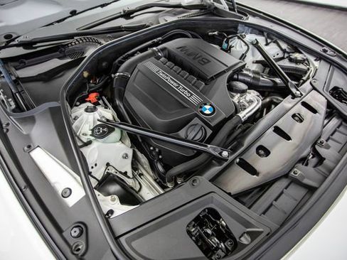 Used 2016 BMW 535i Sedan image 45