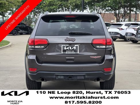 Used 2019 Jeep Grand Cherokee Trailhawk w/ Trailhawk Luxury Group AWD/4WD image 13