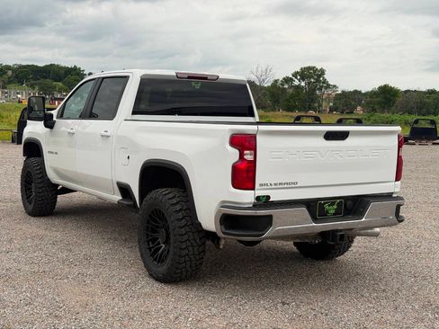 Used 2023 Chevrolet Silverado 2500 LT w/ Convenience Package AWD/4WD image 8