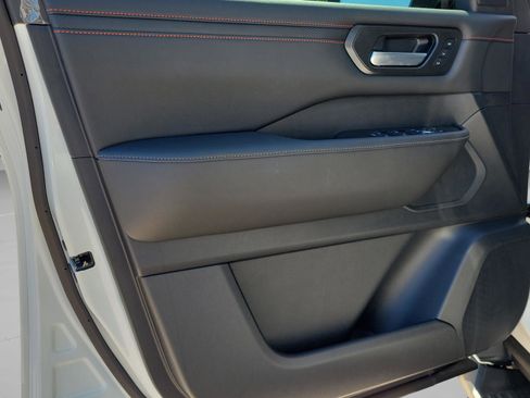 New 2025 Nissan Armada PRO-4X image 22