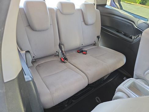 Used 2020 Honda Odyssey EX image 12