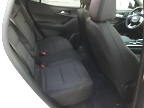 New 2026 Chevrolet Equinox LT image 10