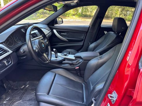 Used 2016 BMW 320i Sedan image 9