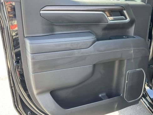 Used 2026 Chevrolet Silverado 1500 LT RWD image 9