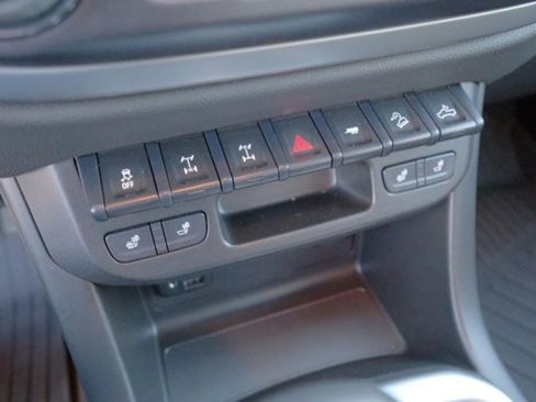 Used 2022 Chevrolet Colorado ZR2 w/ ZR2 Dusk Special Edition image 21