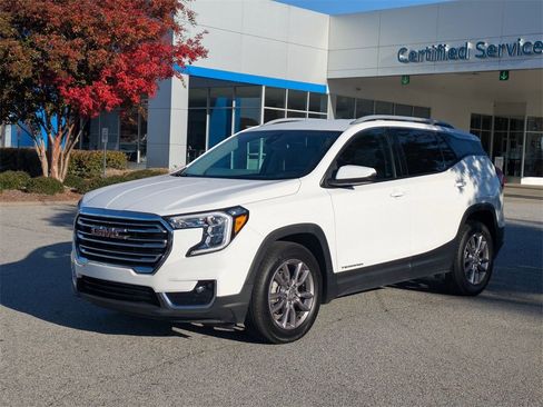 Used 2023 GMC Terrain SLT image 4