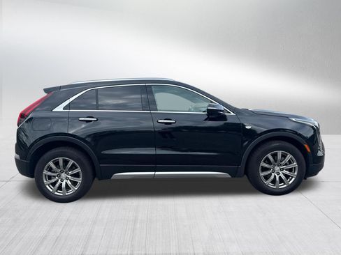 Certified 2019 Cadillac XT4 Premium Luxury w/ Technology Package AWD/4WD image 7