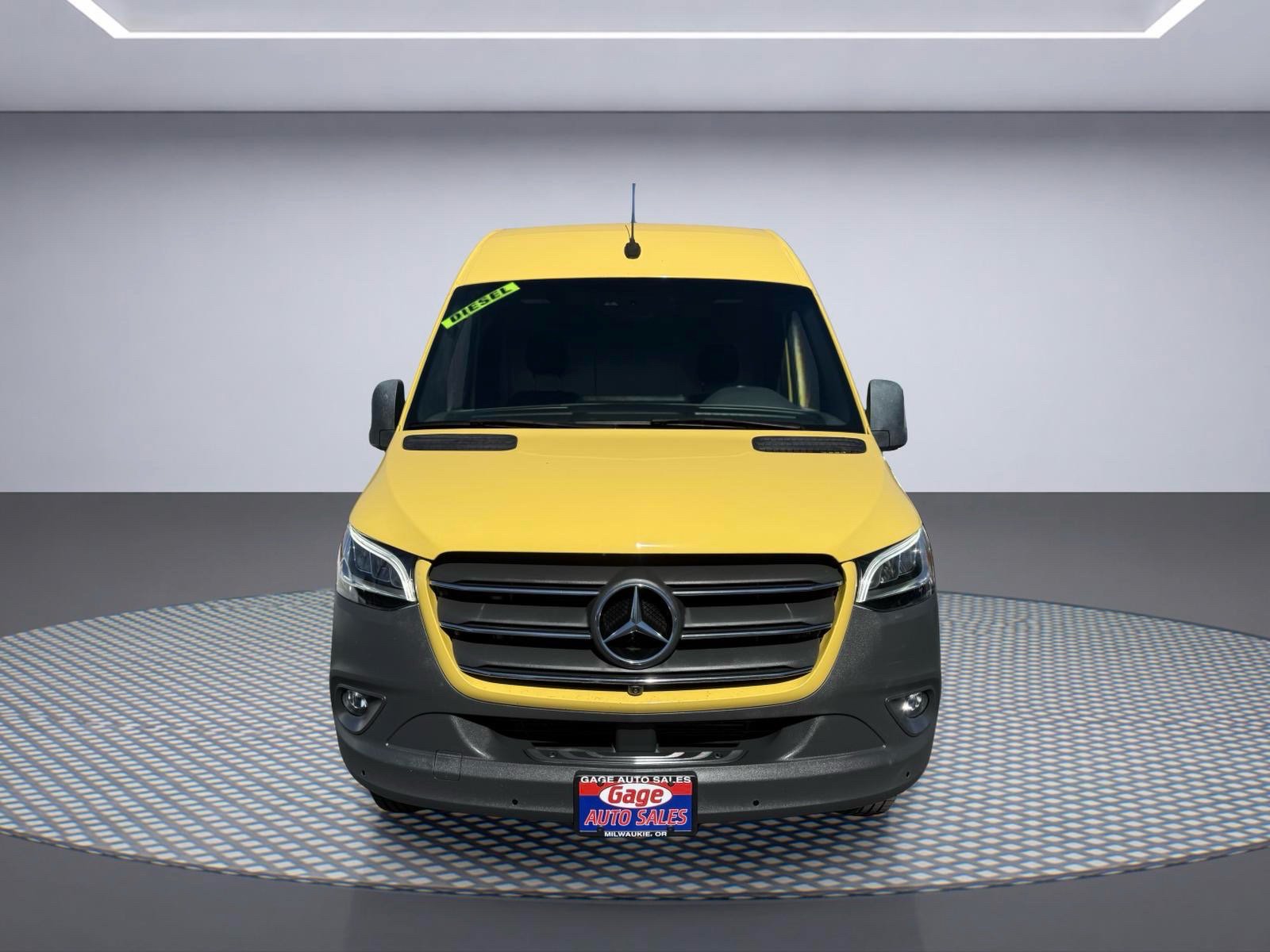 Used 2021 Mercedes-Benz Sprinter 1500 image 6