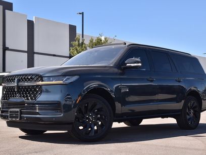 New 2025 Lincoln Navigator L Reserve