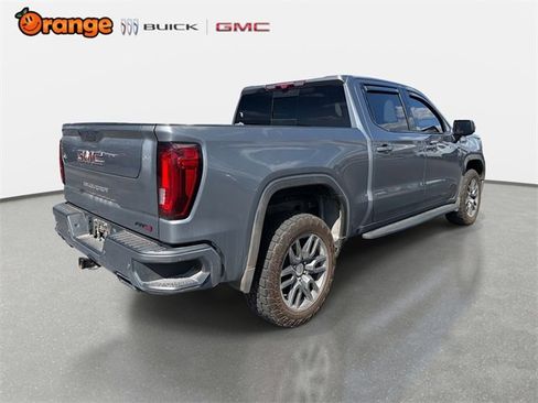 Used 2022 GMC Sierra 1500 AT4 w/ AT4 Premium Package image 3