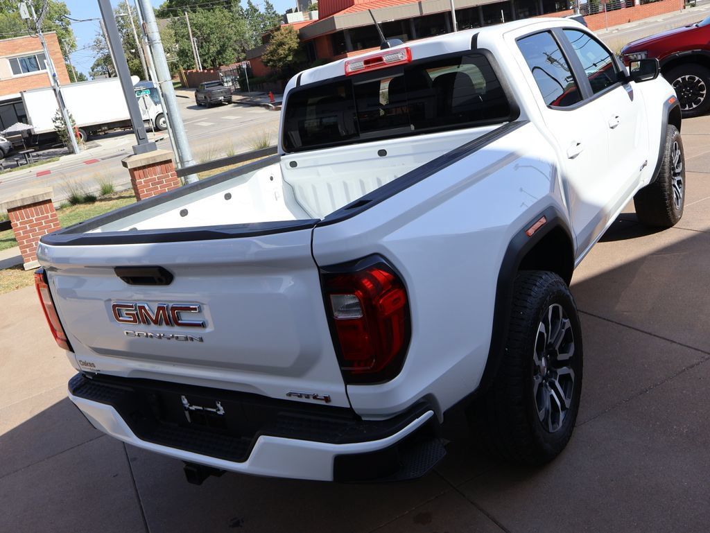 Certified 2024 GMC Canyon AT4 AWD/4WD image 6