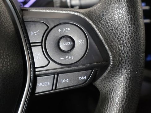 Used 2020 Toyota Camry LE w/ Convenience Package FWD image 36