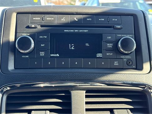 Used 2015 Dodge Grand Caravan SXT w/ Blacktop Package image 20