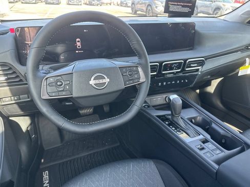 New 2026 Nissan Sentra SV w/ SV Convenience Package FWD image 22