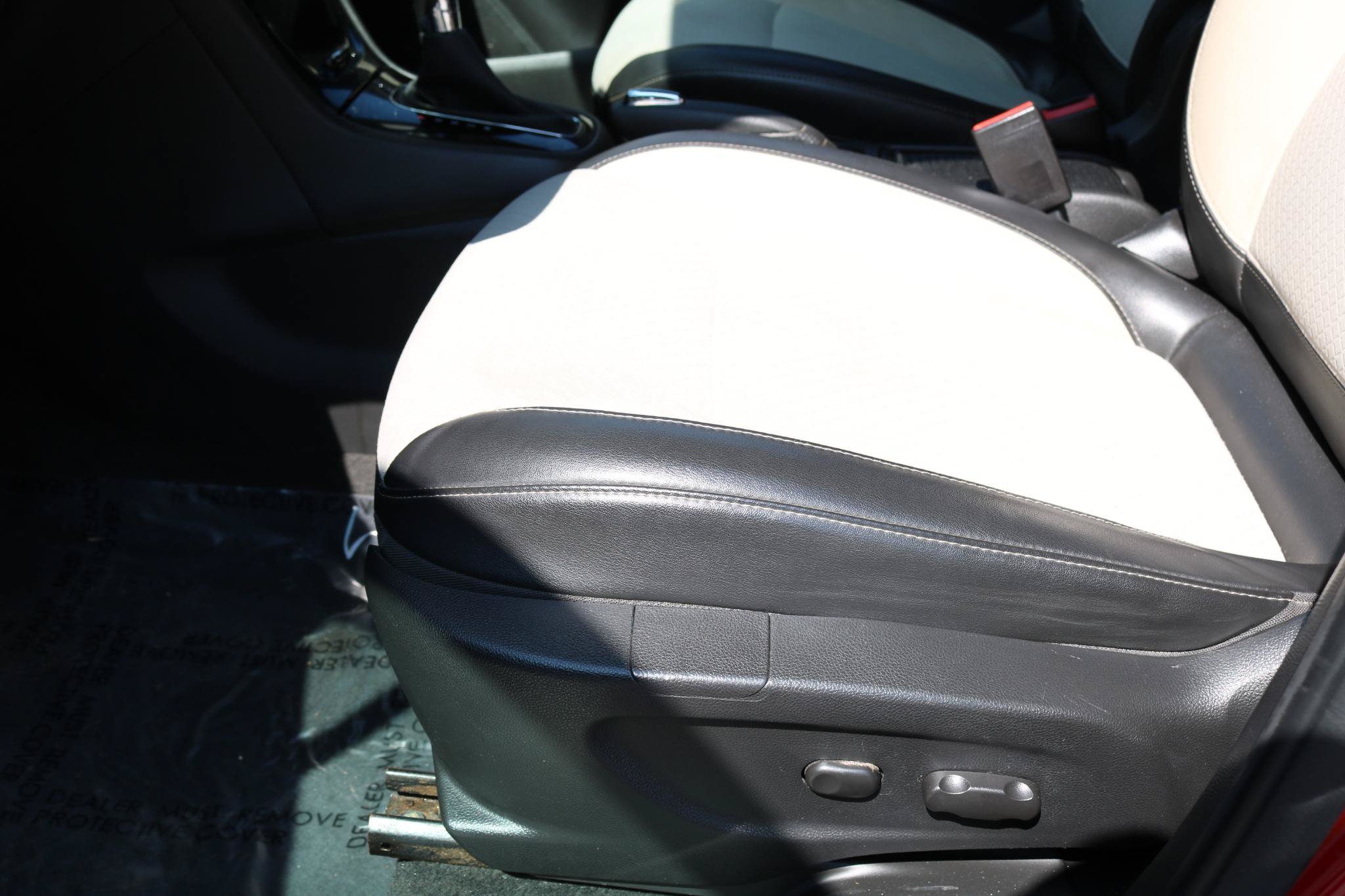 Used 2018 Buick Encore Preferred FWD image 17