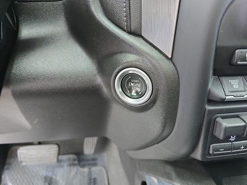 Certified 2022 GMC Sierra 3500 Denali image 20