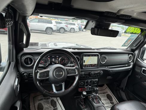 Used 2020 Jeep Gladiator Rubicon AWD/4WD image 16